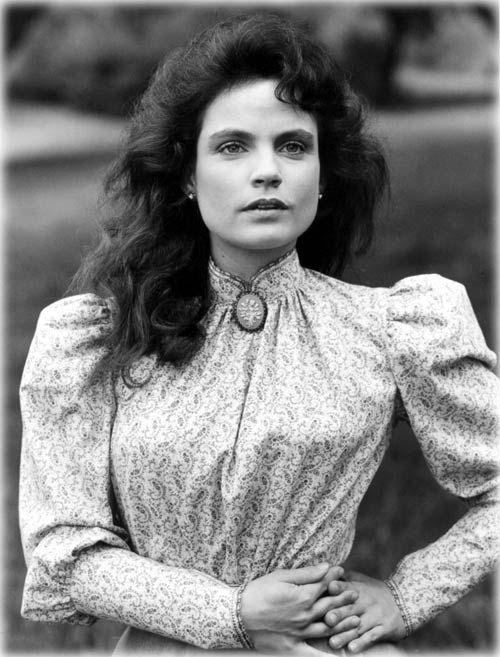 Sigrid Thornton.jpg