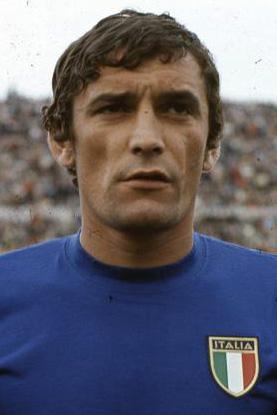 Gigi_Riva,_Italia,_1968_(cropped_2).JPG
