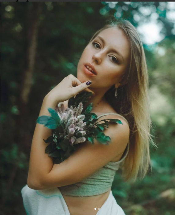 Kira @ Goa e12-21.png