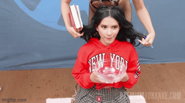 6ll1hu.gif