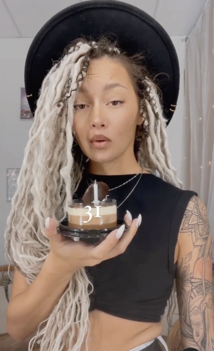 Olivia Devine 31yo - 9-22.png