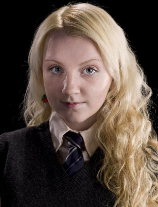 luna-lovegood-half-blood-prince-portrait-2-600x0-c-default.jpg