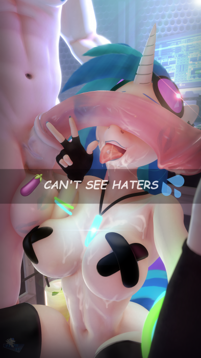 cant see haters breasts.png