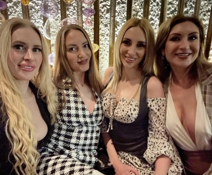 UA Honeys in Prague m7-25.jpg