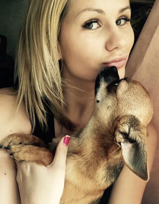 Katie Montana @ dog 2016.jpg