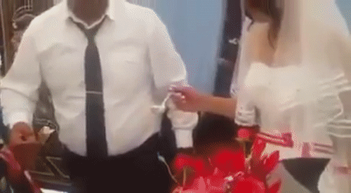 5985f4a1b133.gif