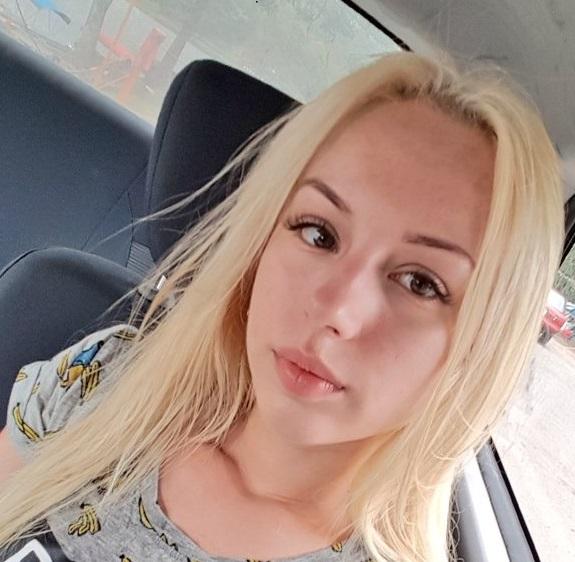 kira thorn - selfie 5 – Kopi.jpg