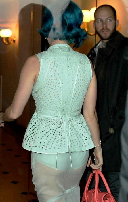 Katy-Perryass-cheeks.jpg