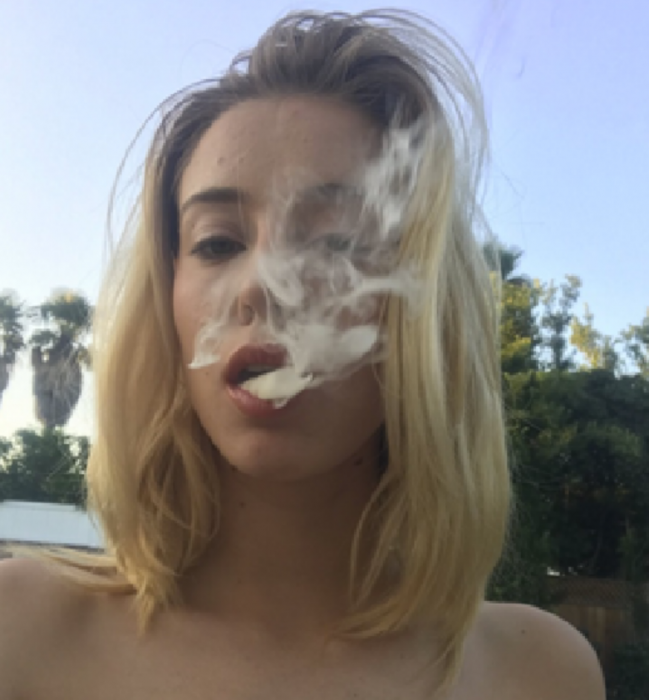 Smoking Hot.png