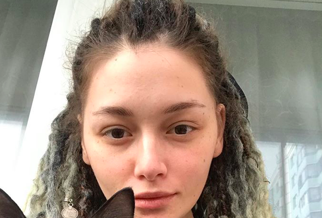 Olivia Devine (Moscow, mid May 2020).png