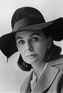 Jean Simmons.jpg