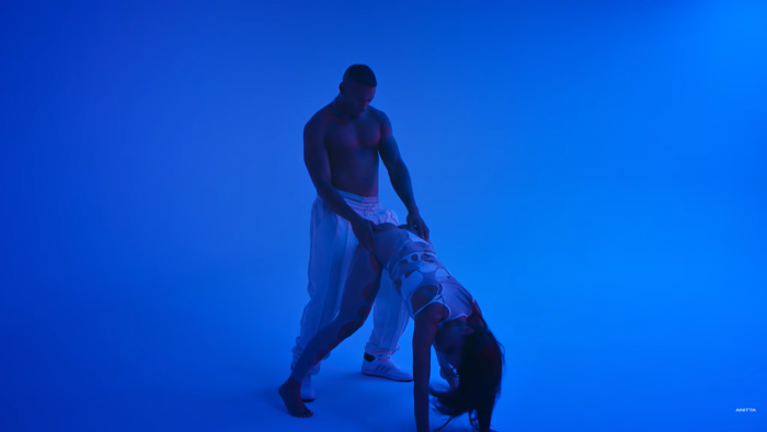 Anitta - Envolver [Official Music Video] - YouTube and 4 more pages - Personal - Microsoft​ Edge 4_25_2022 3_24_46 PM.png