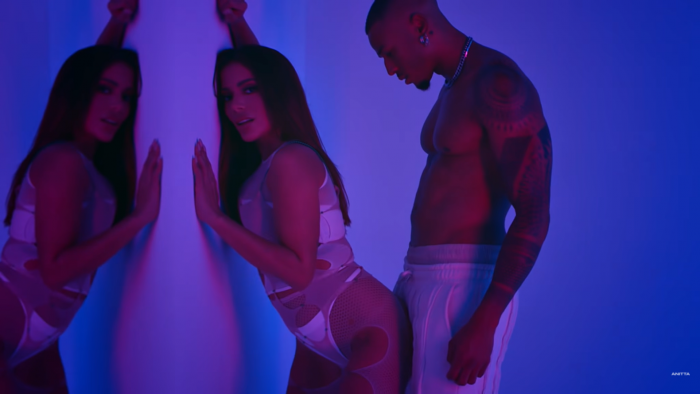 Anitta - Envolver [Official Music Video] - YouTube and 4 more pages - Personal - Microsoft​ Edge 4_25_2022 3_25_00 PM.png