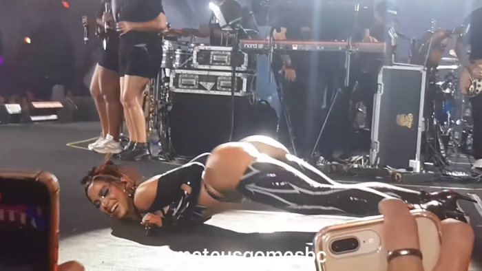 Anitta - Envolver [Official Music Video] - YouTube and 4 more pages - Personal - Microsoft​ Edge 4_25_2022 3_35_30 PM.png