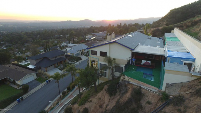 Casa de MAX 1333 Pleasantridge Drive, Altadena, CA 8.png