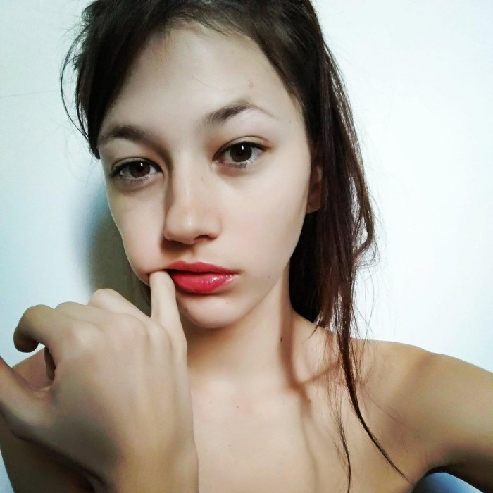 camgirl miss alice.jpg