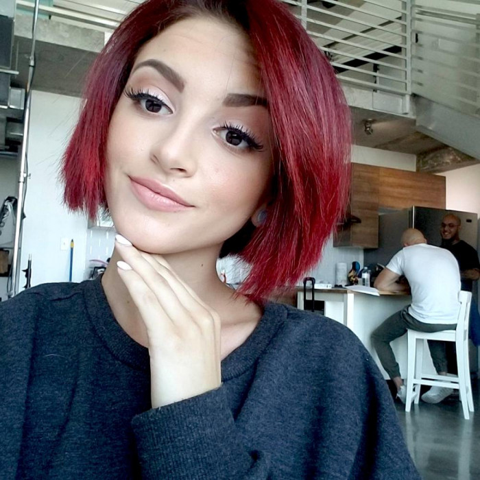 lola 23.jpg